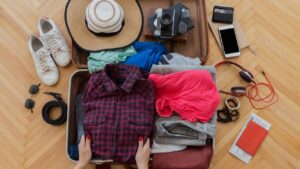 Quels vêtements prendre en voyage ? La check list pour ne rien oublier !