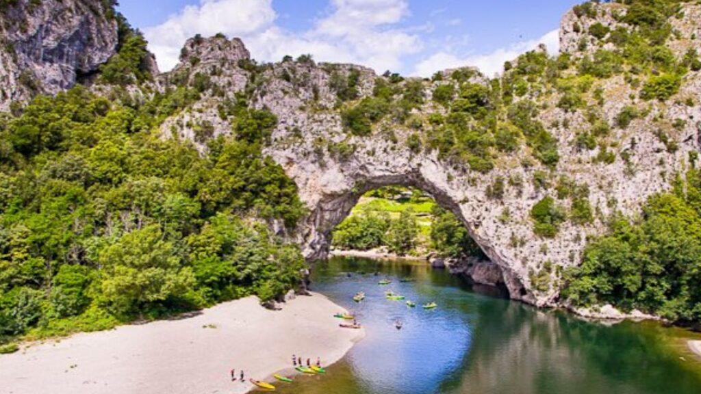 ardeche vacances