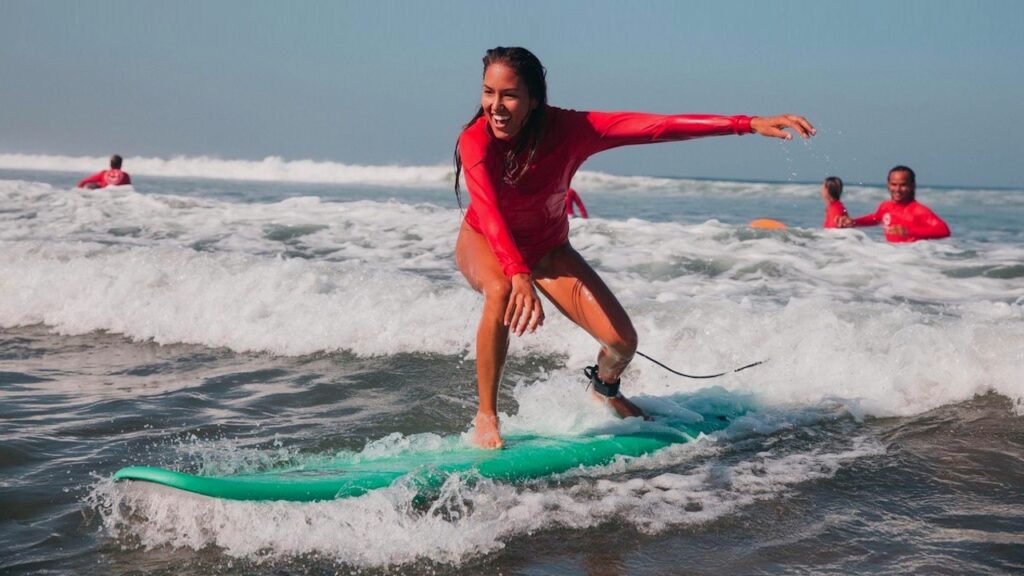 Apprendre à surfer à Lacanau